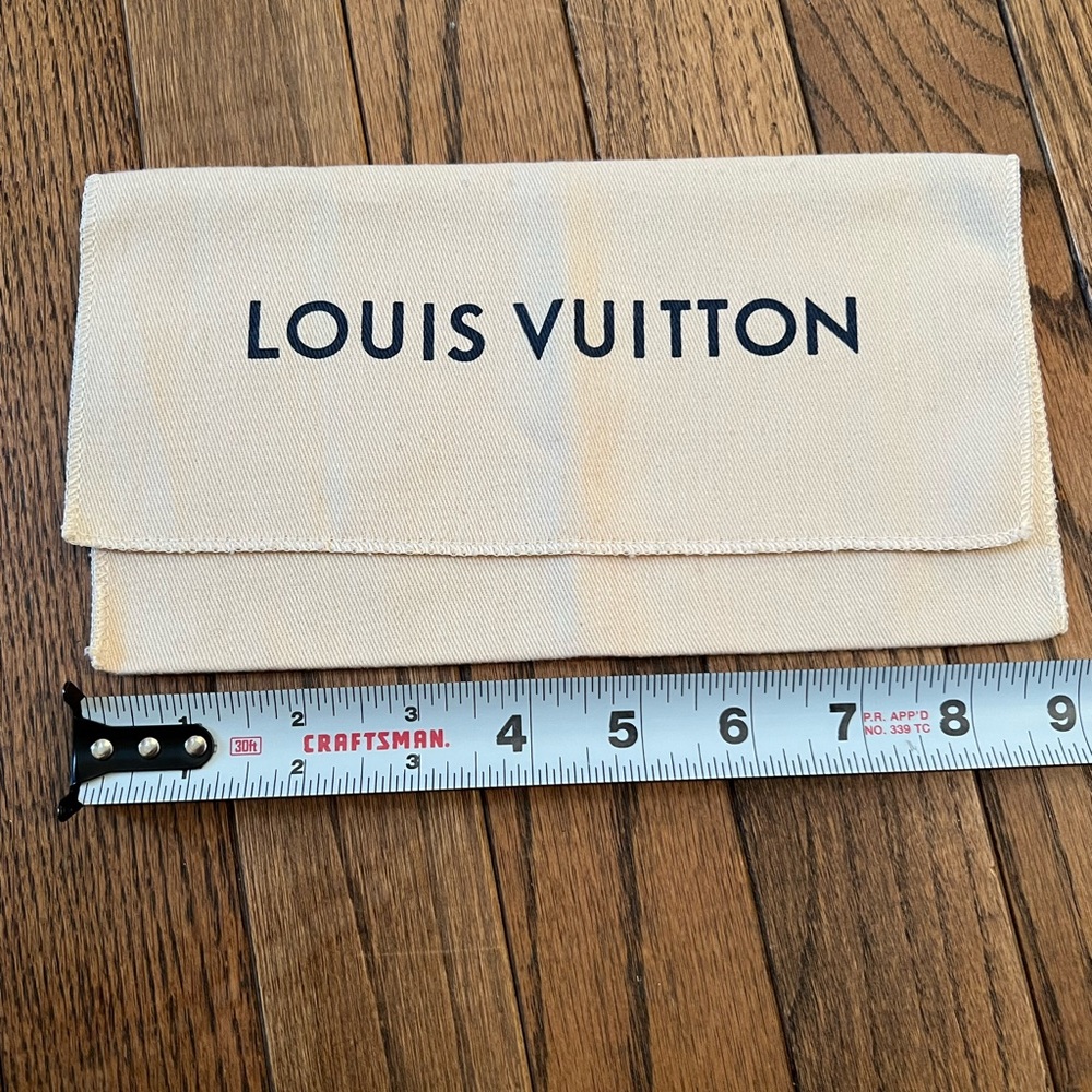 Authentic Louis Vuitton, dust cover wallet
